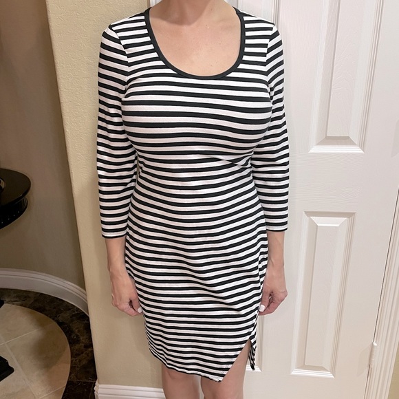 🖤 EXPRESS 🖤 - Picture 4 of 5